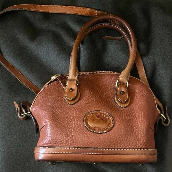 Vintage Dooney & Bourke All Weather Leather Norfolk Shoulder Bag /Satchel Tan - Picture 1 of 12